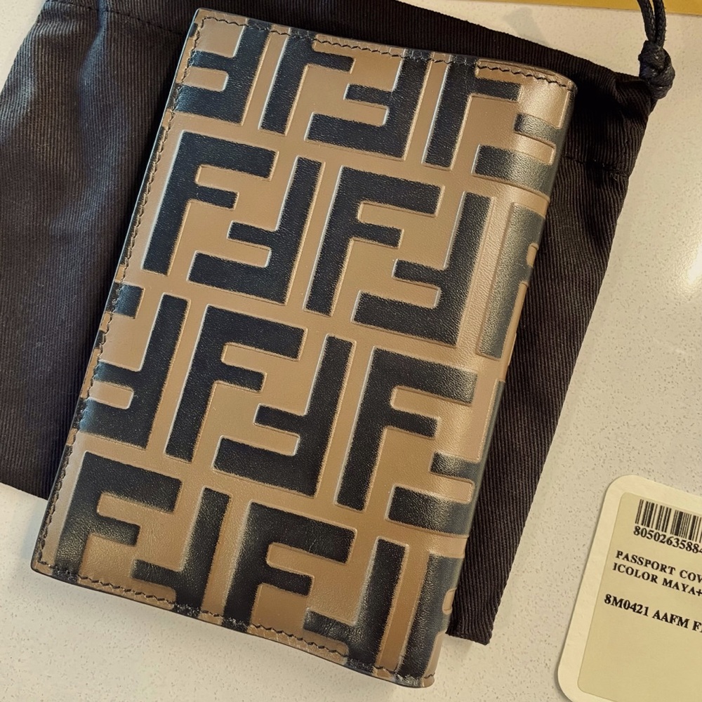 BRAND NEW - FENDI Passport holder cover